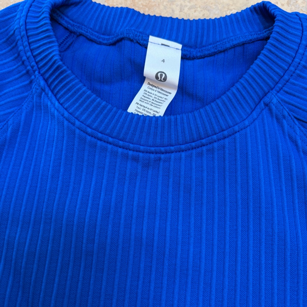 Lululemon Women’s Rest Less Long Sleeved Pullover - NWT - Picture 4 of 4